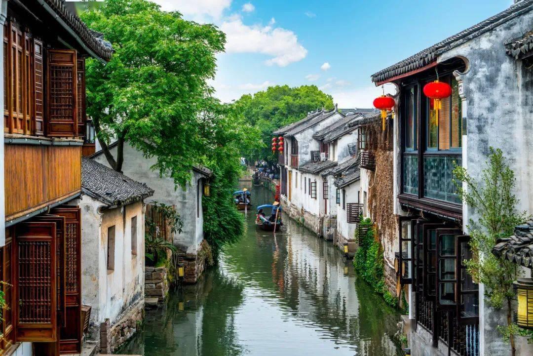 两会现场速递|何英代表:加快铜仁万山区新建化工园区建设发展
